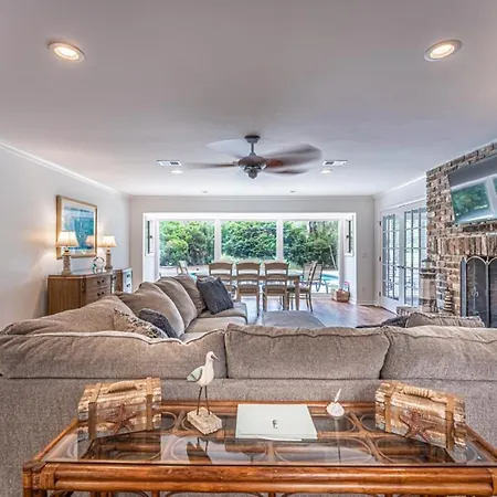 253 Greenwood New Renovations Private Pool Golf Views Sleeps 10 Sea Pines